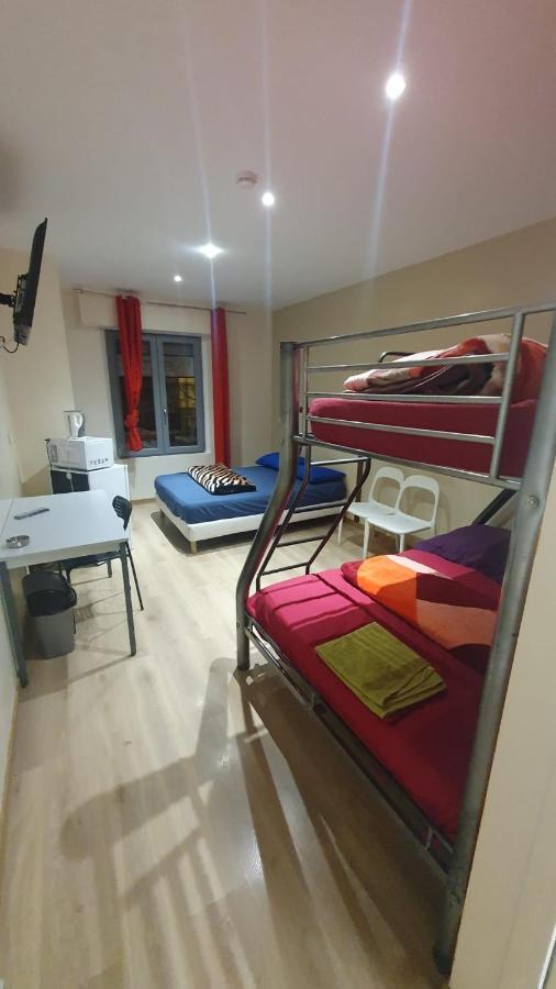 Hotel Le Privilege Ла-Курнёв Экстерьер фото